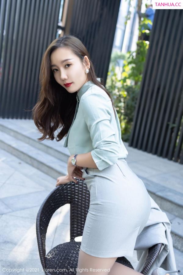 小乔  [XiuRen]高清写真图 2021.01.04 No.2964 艾静香第16张图片